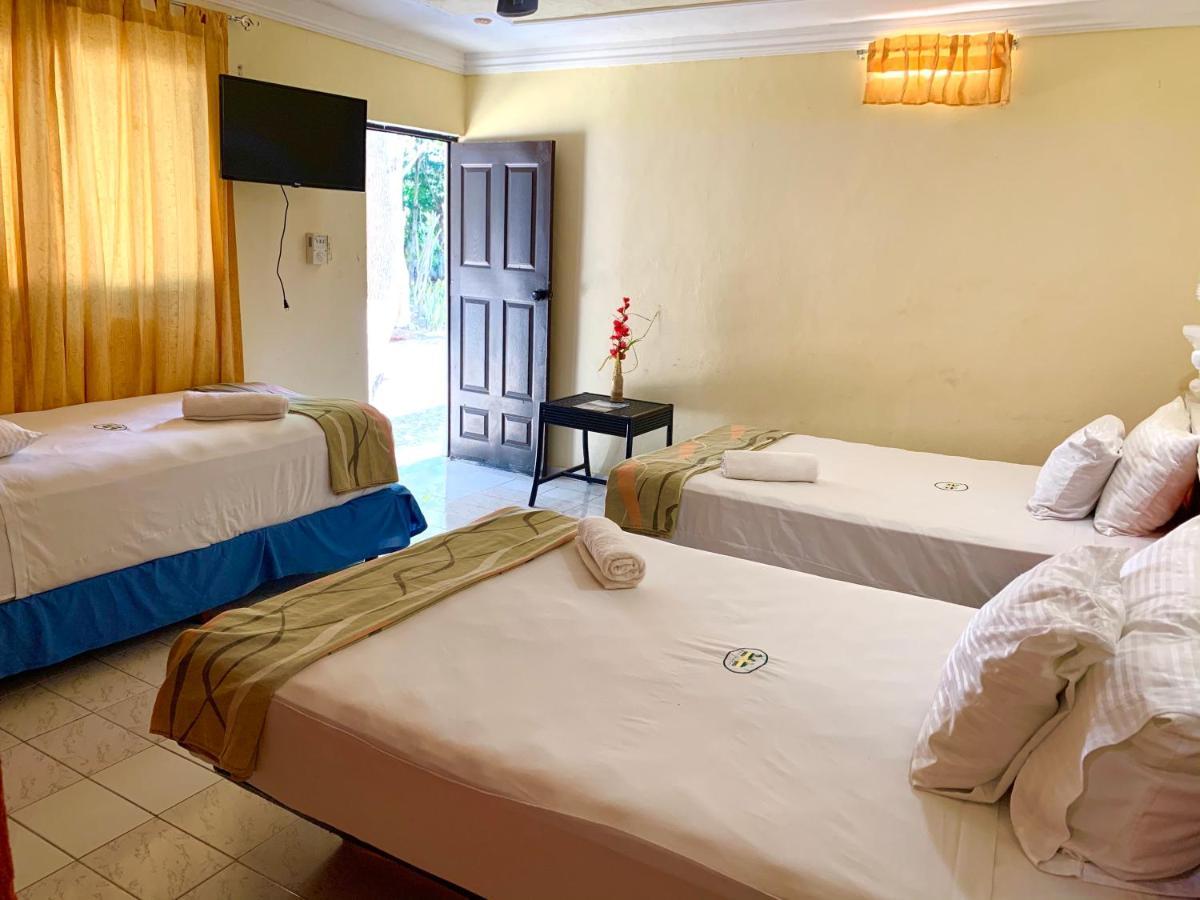 Hotel Green River Izamal Exterior photo