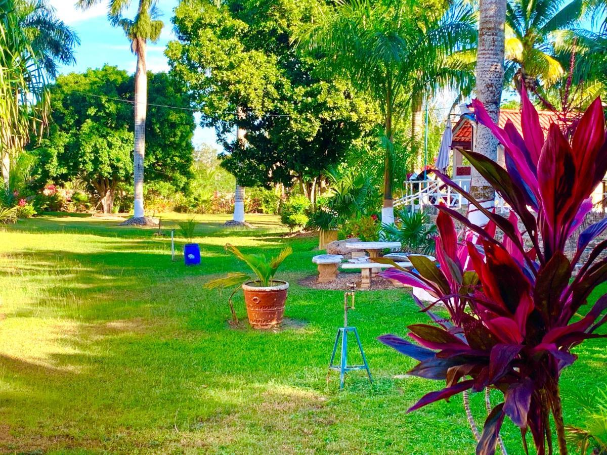 Hotel Green River Izamal Exterior photo