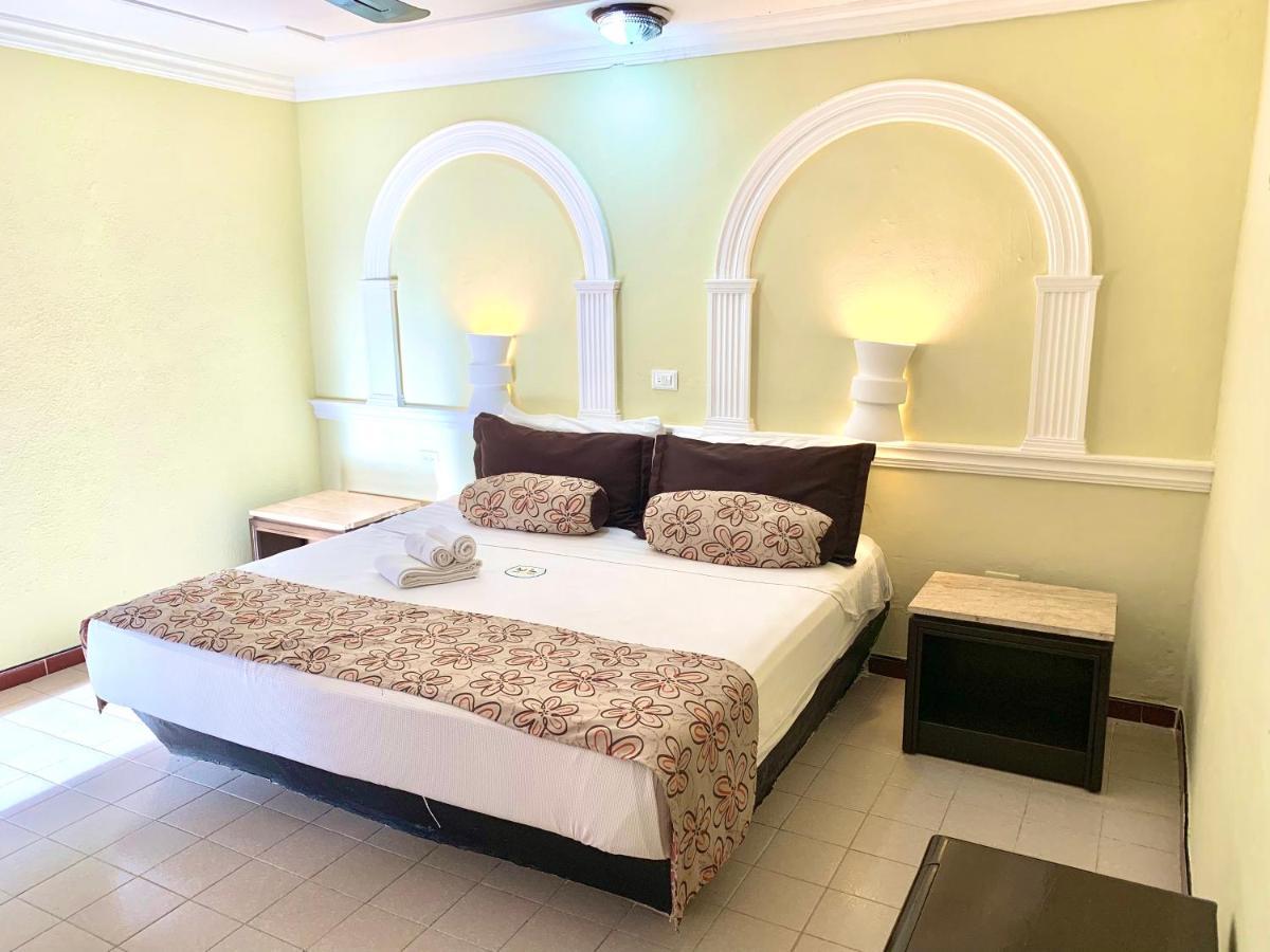 Hotel Green River Izamal Exterior photo