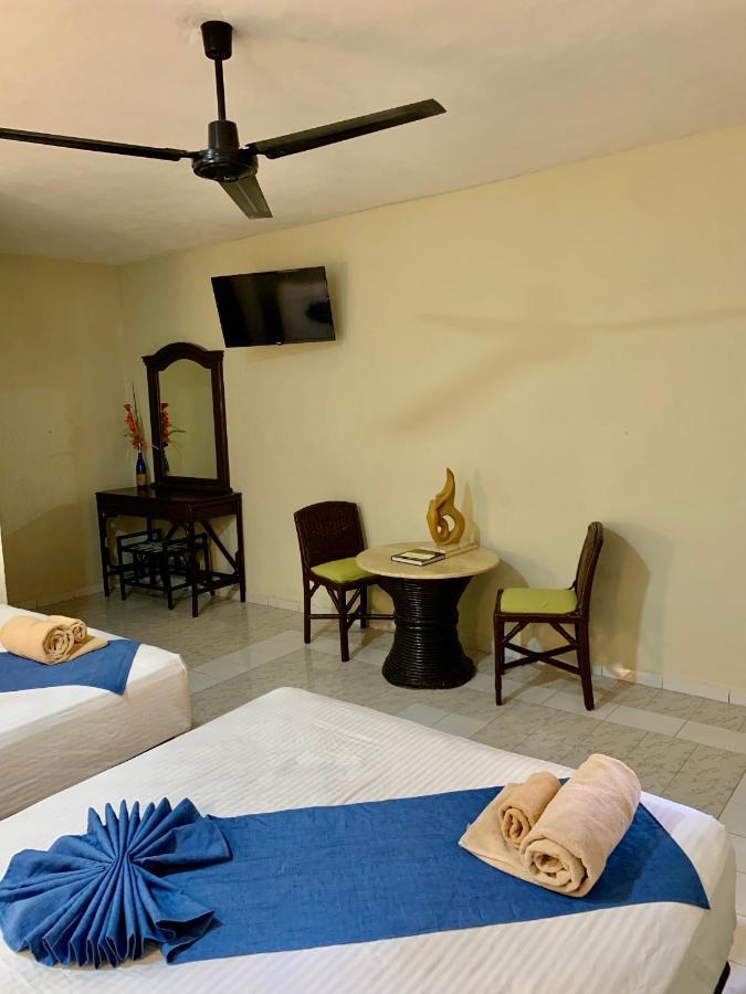 Hotel Green River Izamal Exterior photo