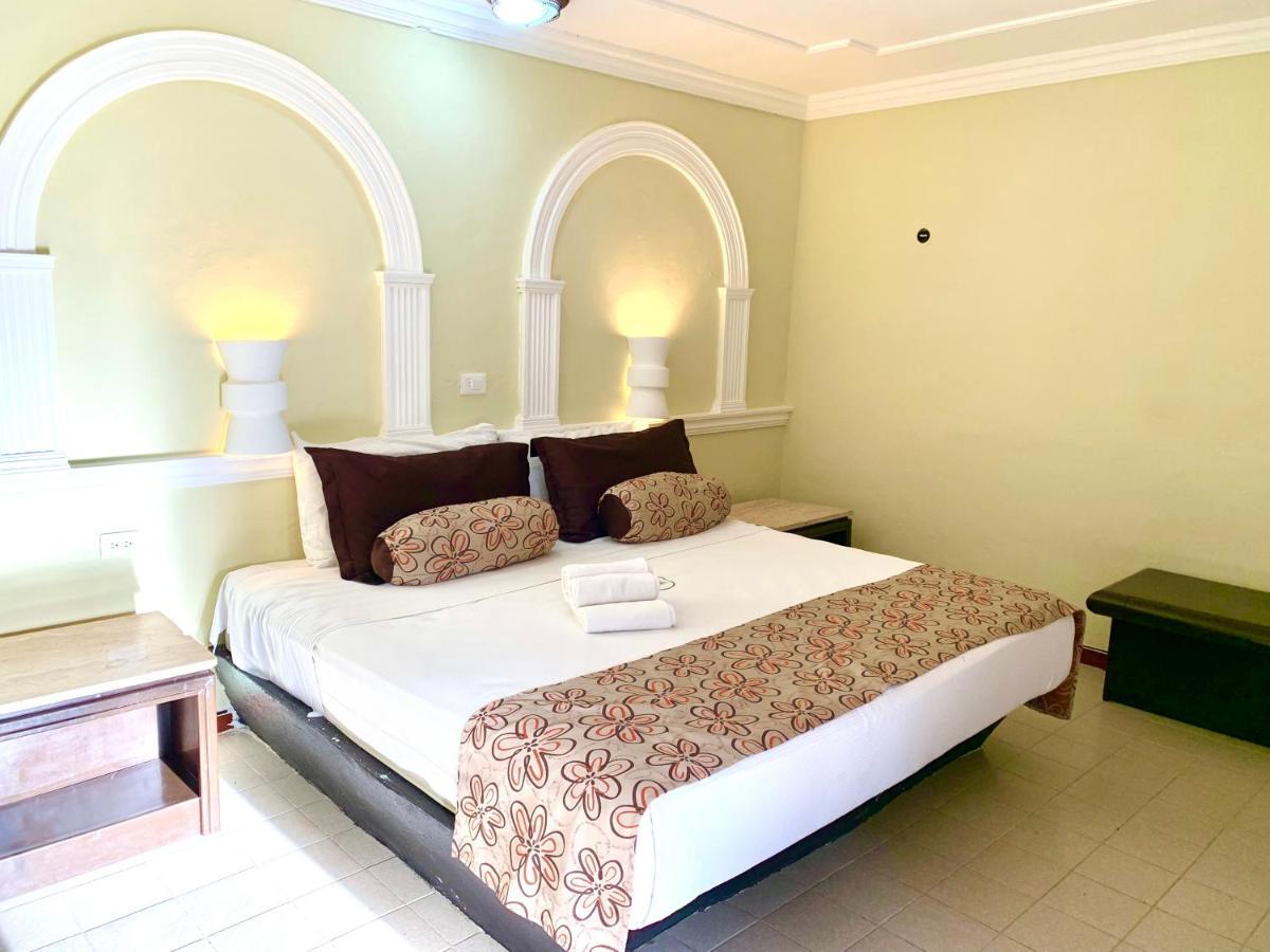Hotel Green River Izamal Exterior photo